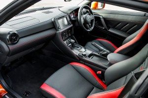 2017_nissan_gt-r_review_15