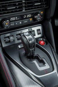 2017_nissan_gt-r_review_16