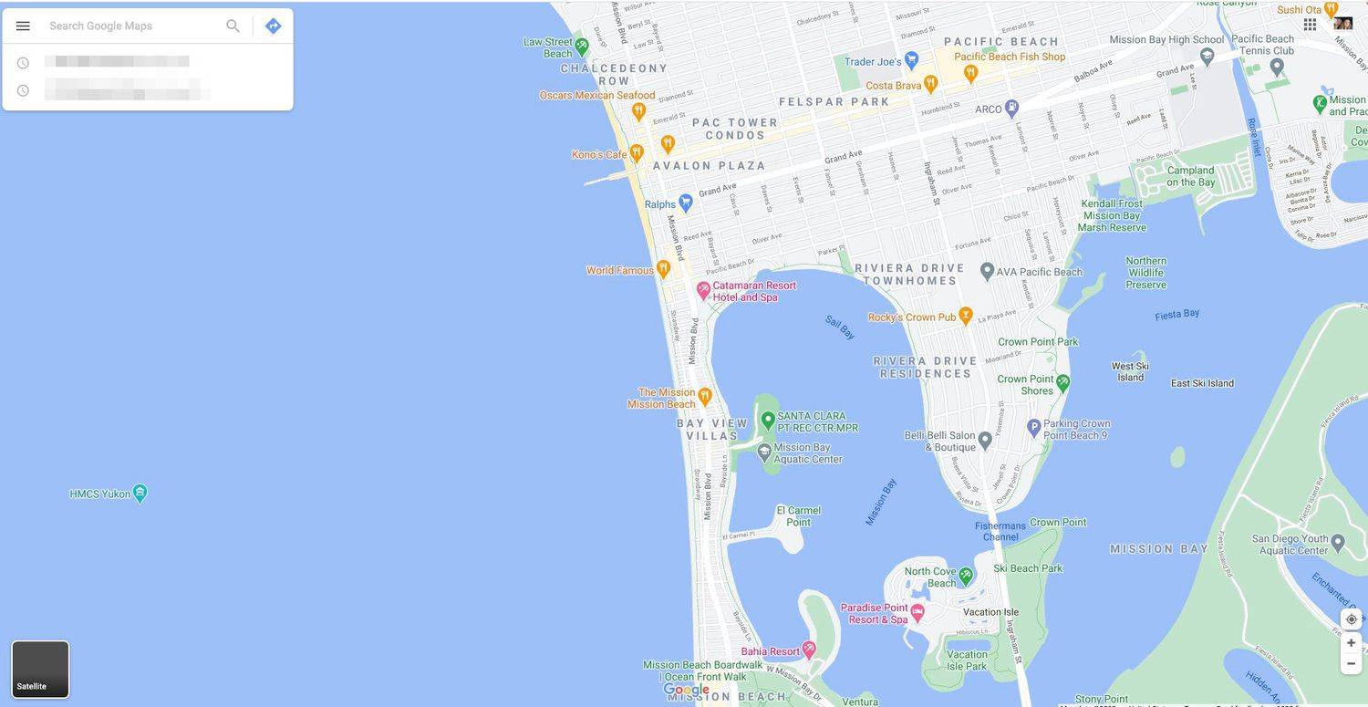 Navigasikan ke Google Maps di browser web Anda.