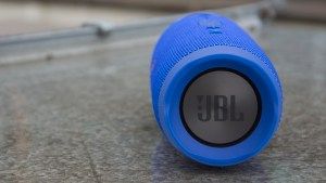 JBL Charge 3 หม้อน้ำเบสแบบพาสซีฟ