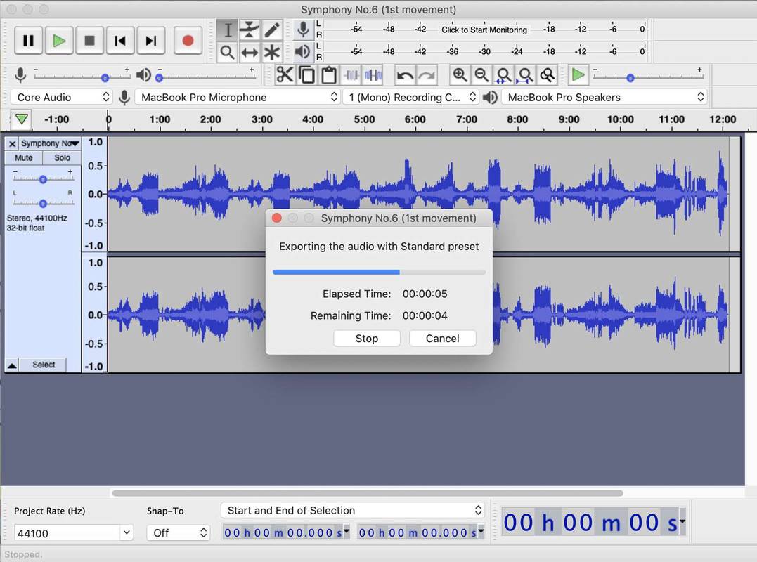 Aplikácia Audacity so zvýrazneným dialógovým oknom Export do MP3 s možnosťou úpravy značiek metadát