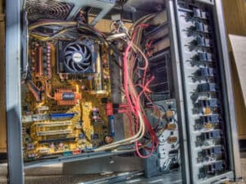 CPU izjaukšana datora tīrīšanai