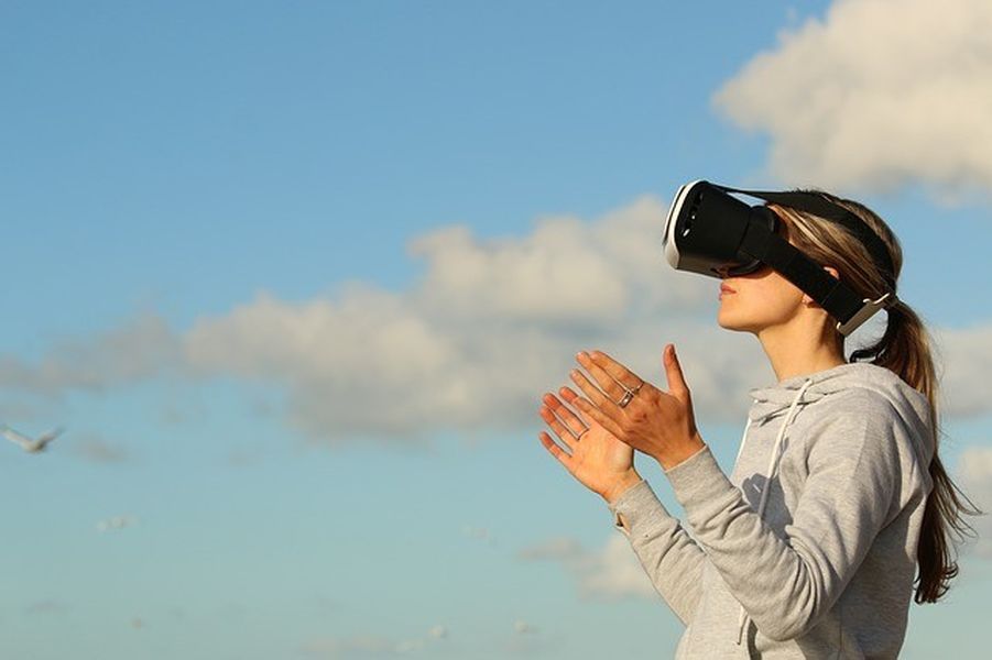 VR-virtuális valóság