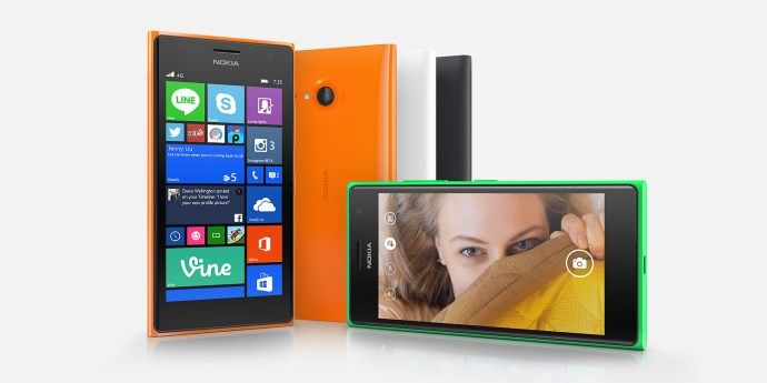 Revisión de Nokia Lumia 735 - foto de grupo