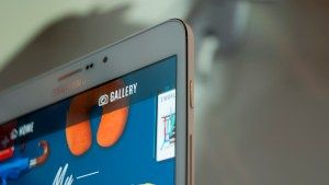 Samsung Galaxy Tab S2 pārskats - zelta stūris