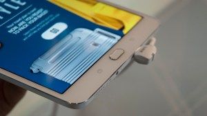 Recenzja Samsung Galaxy Tab S2 - Dół