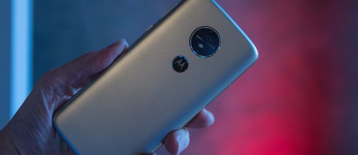 Test des Moto E5 et E5 Plus: pratique avec les smartphones les moins chers de Motorola