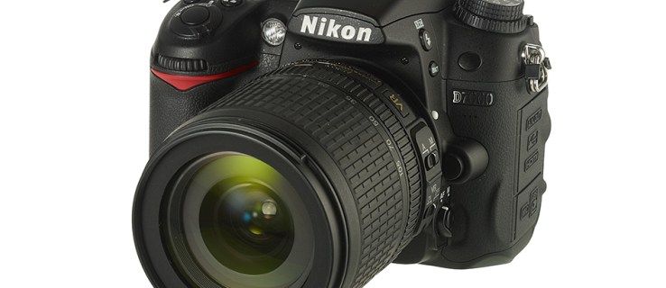 Nikon D7000 recenzija