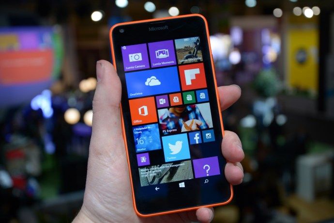 Mikrosot Lumia 640 - tangkapan utama