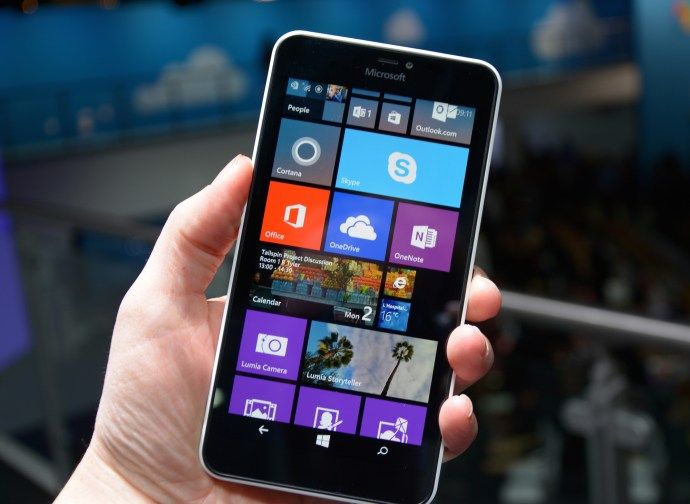 Microsoft Lumia 640 XL: frontal