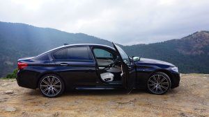 new_bmw_5_series_review_hero_4_0