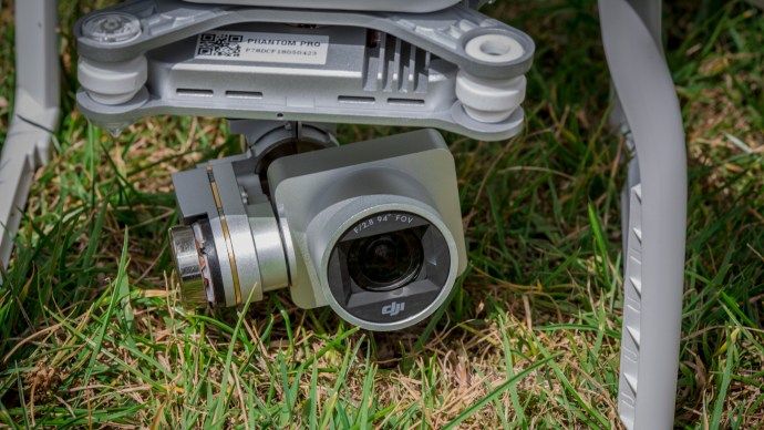 DJI Phantom 3 Professional anmeldelse: Det nye kameraet kan ta 4K-video med opptil 30 bilder per sekund