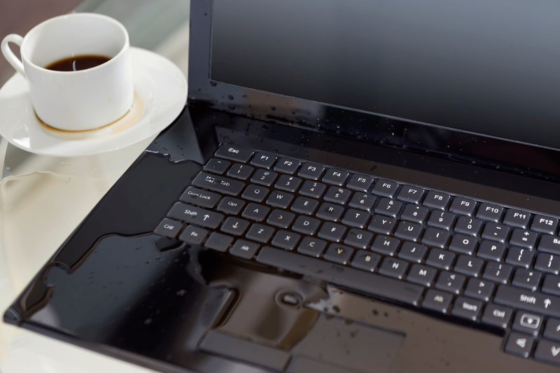 Kuidas hoolitseda sülearvuti eest pärast vee või joogi pealevalgumist