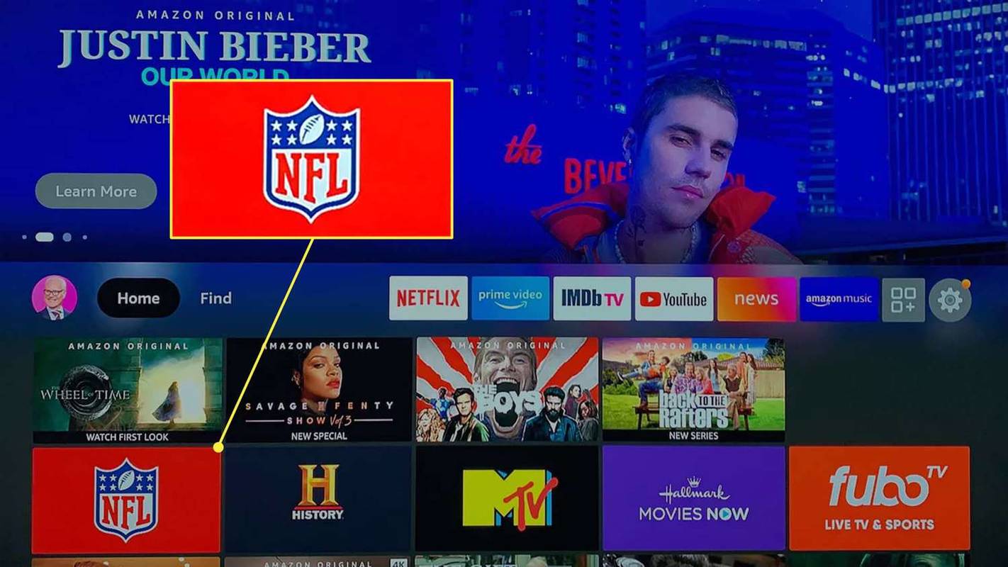 Amazon Fire TV Stick -aloitusnäyttö, jossa NFL-sovellus on valittu.