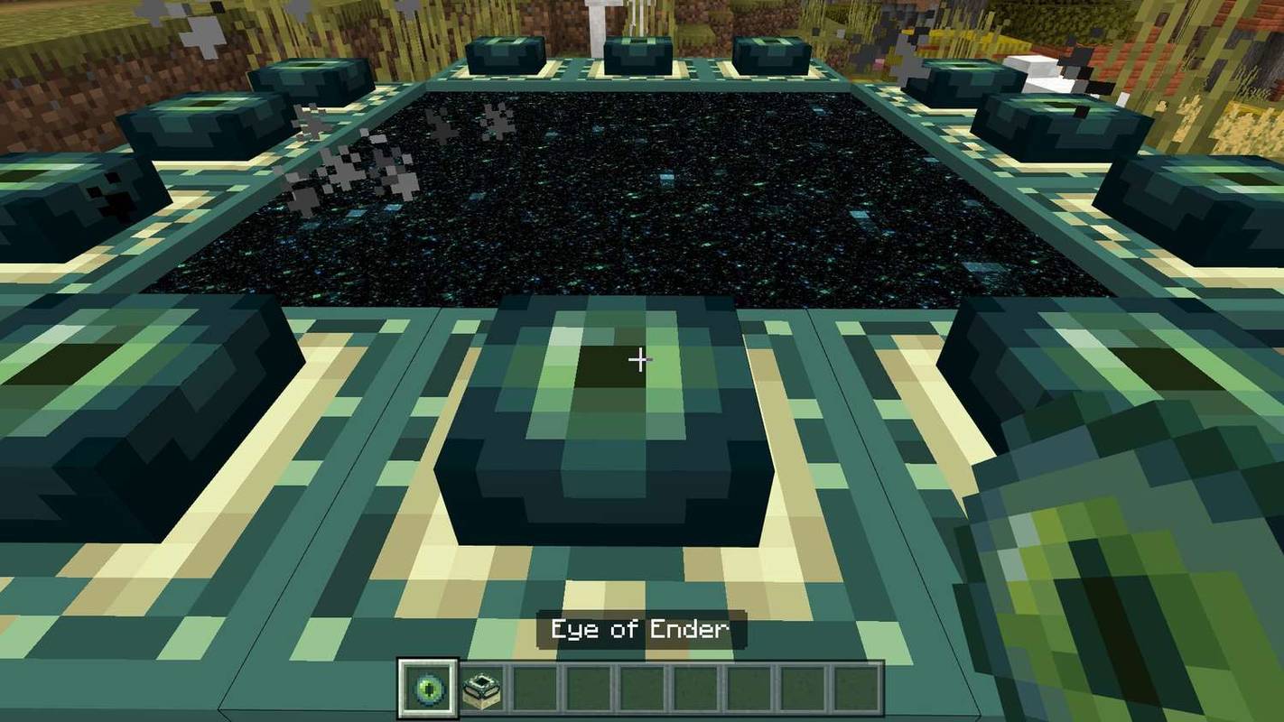 Ender-silmä Minecraftin portaalikehyksessä