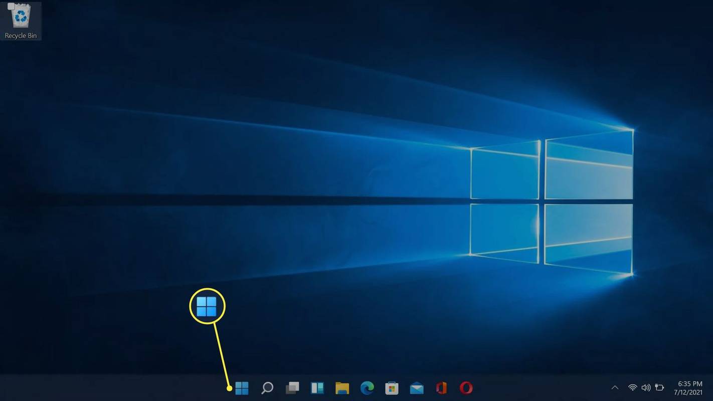 El ícono de Windows resaltado en la barra de tareas de Windows 11