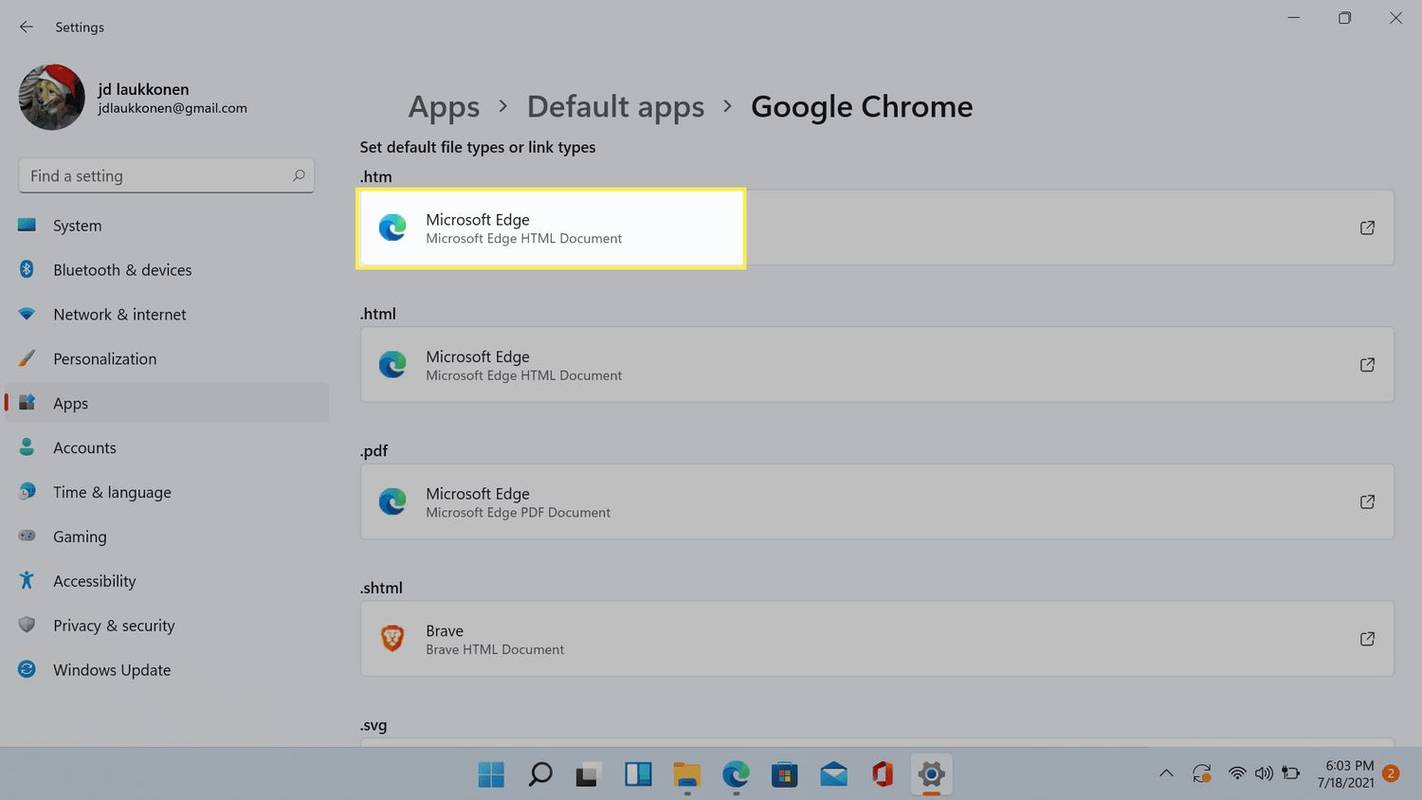 Google Chrome डिफ़ॉल्ट ऐप्स में .htm (Microsoft Edge) के अंतर्गत बॉक्स हाइलाइट किया गया है।