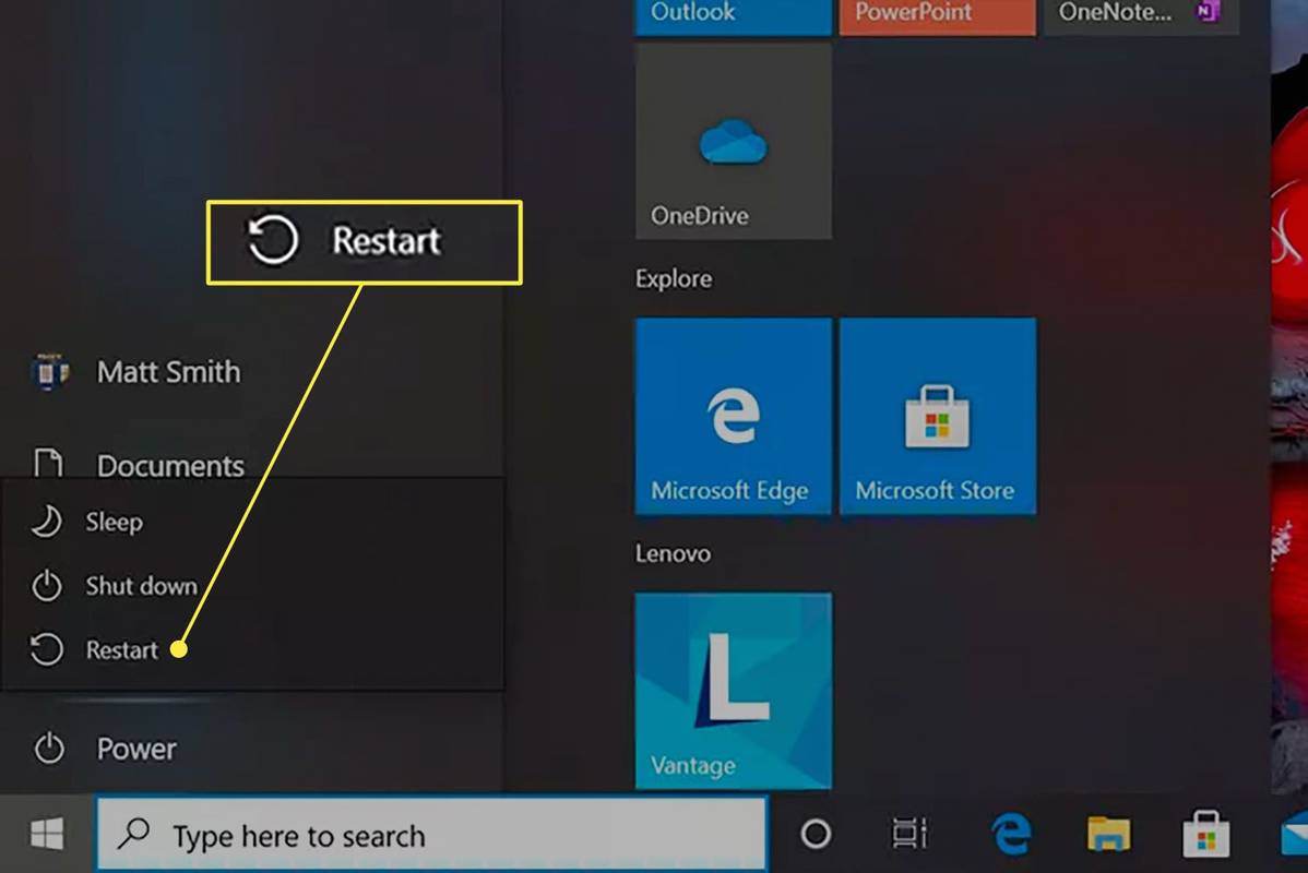 Menu Start Windows terbuka dengan opsi Restart tersedia.