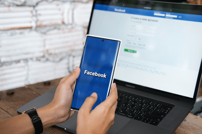Kako si ogledati zasebni Facebook profil