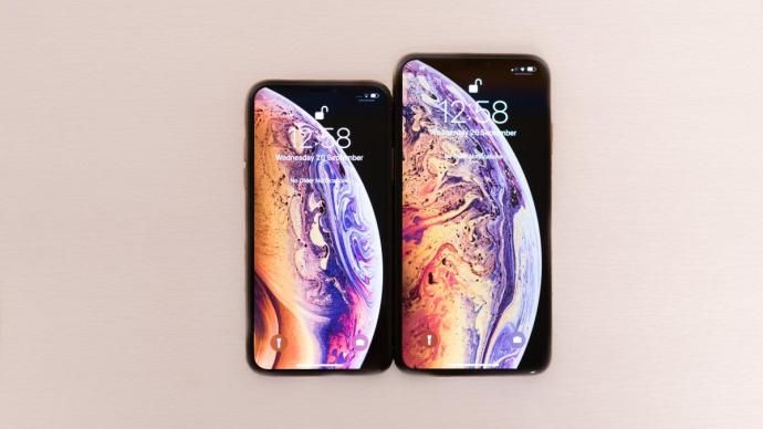 IPHONE_xs_size_compistance_3