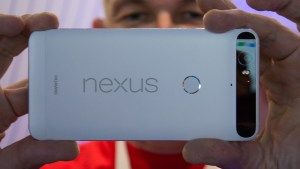 Google Nexus 6P 리뷰 : 후면, 클로즈업