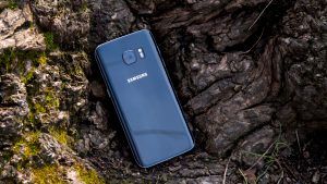 Pregled Samsung Galaxy S7: straga