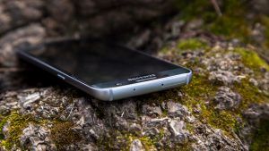 Pregled Samsung Galaxy S7: gornji rub