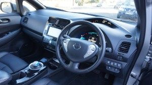 nissan_leaf_interior_review_5