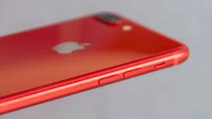 apple_iphone_8_plus _-_ produkt_rød_11