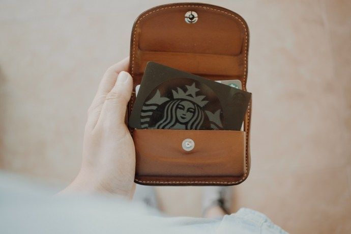 Verificați soldul cardului cadou Starbucks
