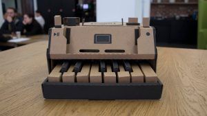 nflix_labo_review_toy-con_piano_front