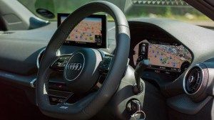 Recenzia Audi Q2 - Virtuálny kokpit a športové koleso