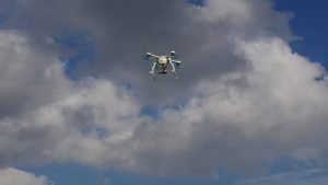 飛行中の Ehang Ghostdrone 2.0 VR