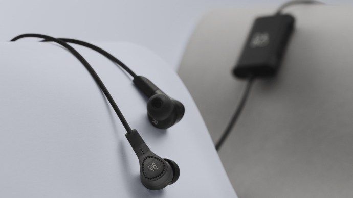 best_none-cancelling_headphones_bo_beoplay_e4