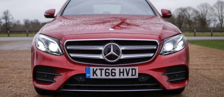 Преглед на Mercedes E-Class (2017): Ние караме най-модерния Benz досега по пътищата във Великобритания