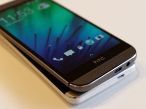 HTC หนึ่ง (M8)