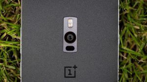 Revisió de OnePlus 2: la càmera posterior produeix imatges de 13 megapíxels, té OIS i un flaix de doble LED