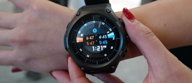 סקירה של Casio שעון חיצוני חכם (מעשי): שעון החכם של Android Wear עם חיי סוללה ארוכים לחודש