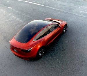 „Tesla_model_3_pre-orders_elon_musk“