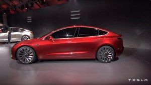 A Tesla Model 3 oka a vásárlásnak