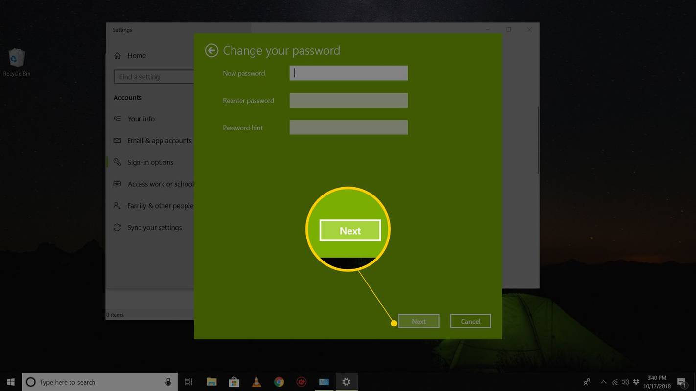Tyhjät Uusi salasana -kentät Vaihda salasana -valintaikkunassa Windows 10:ssä